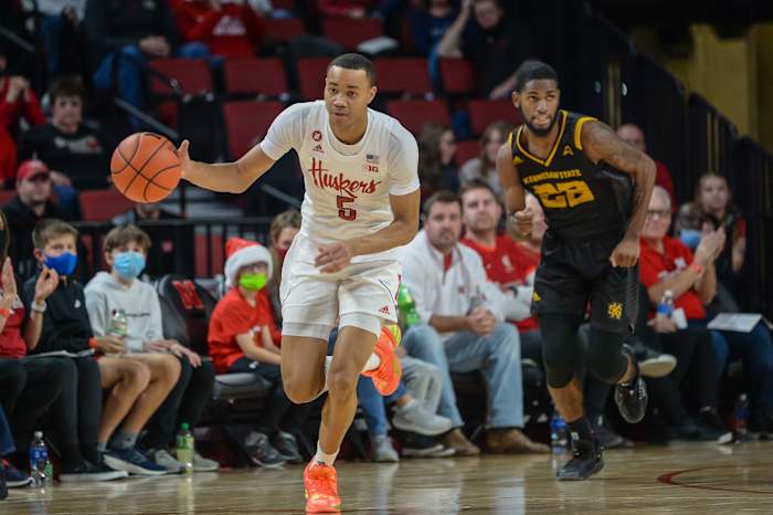 Kennesaw State MBB 2021.12.22 Bryce McGowens after steal from Spencer Rodgers USATSI_17401776